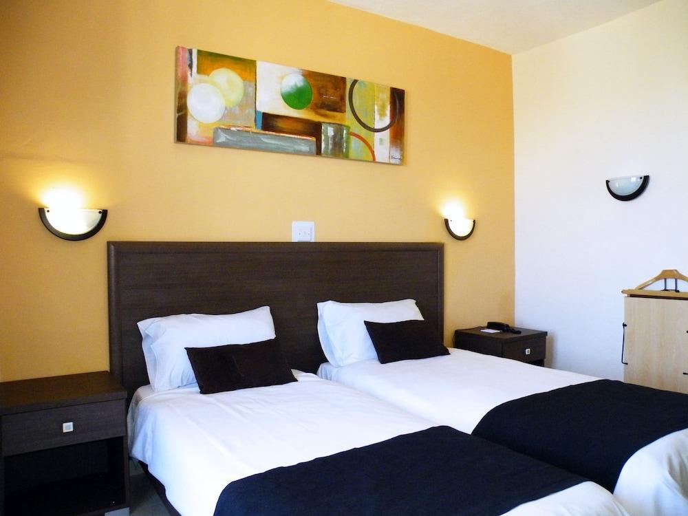 Dean Hamlet Hotel Saint Julian's Екстер'єр фото